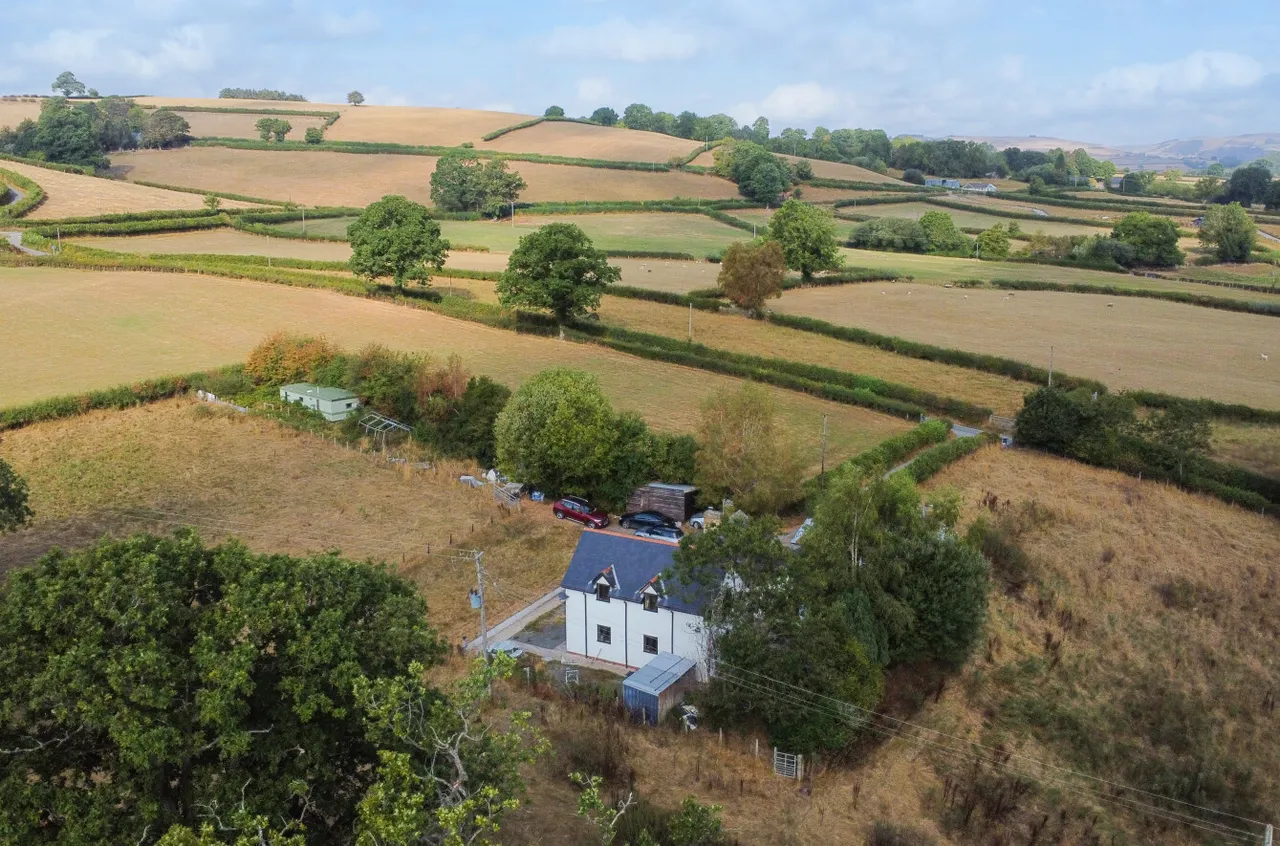 Oakley Park, Llanidloes, photo 43