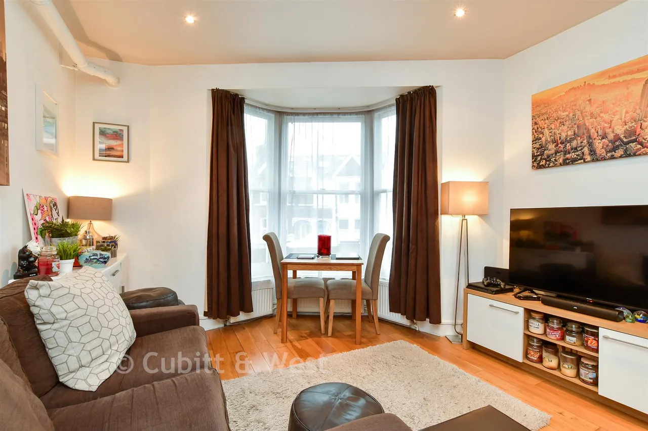 Hythe Road, Brighton, BN1, photo 2