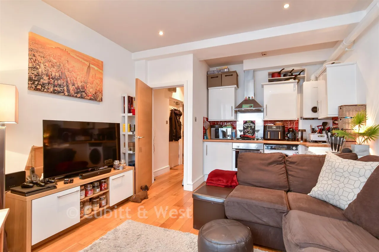 Hythe Road, Brighton, BN1, photo 4