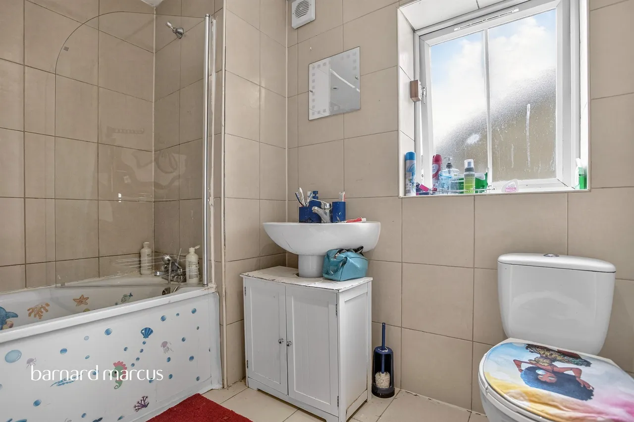 Beulah Road, Thornton Heath, CR7, photo 10