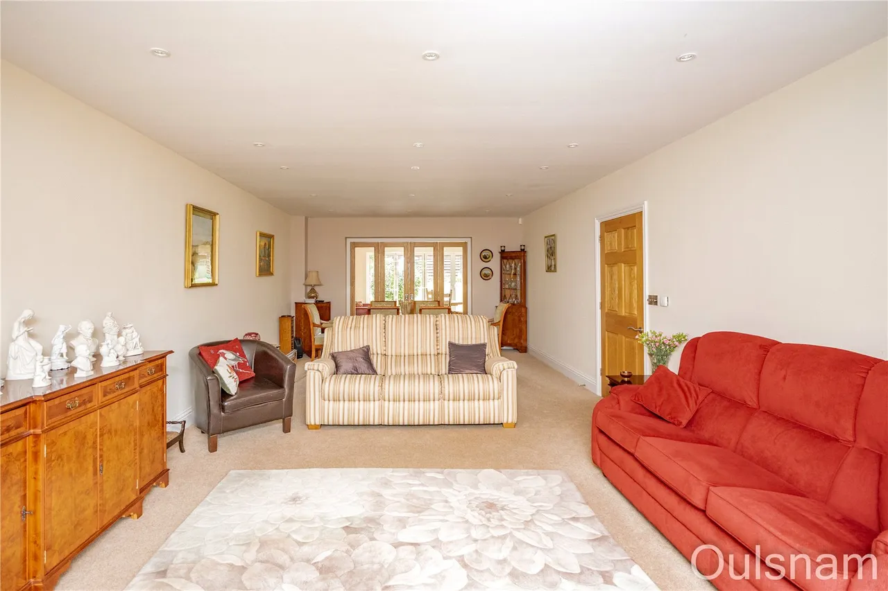 Old Birmingham Road, Marlbrook, Bromsgrove, Worcestershire, B60 1HQ, photo 4