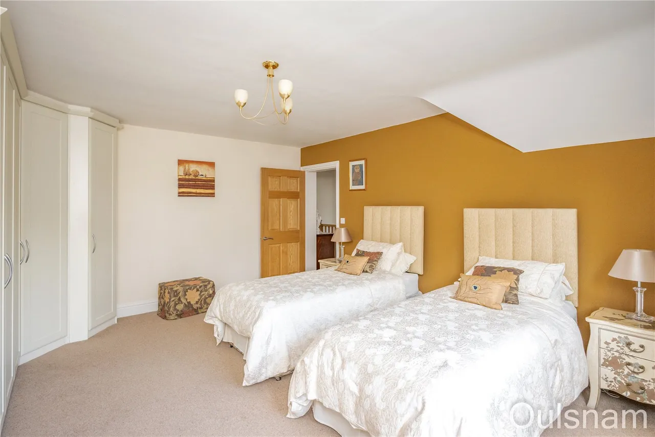 Old Birmingham Road, Marlbrook, Bromsgrove, Worcestershire, B60 1HQ, photo 28