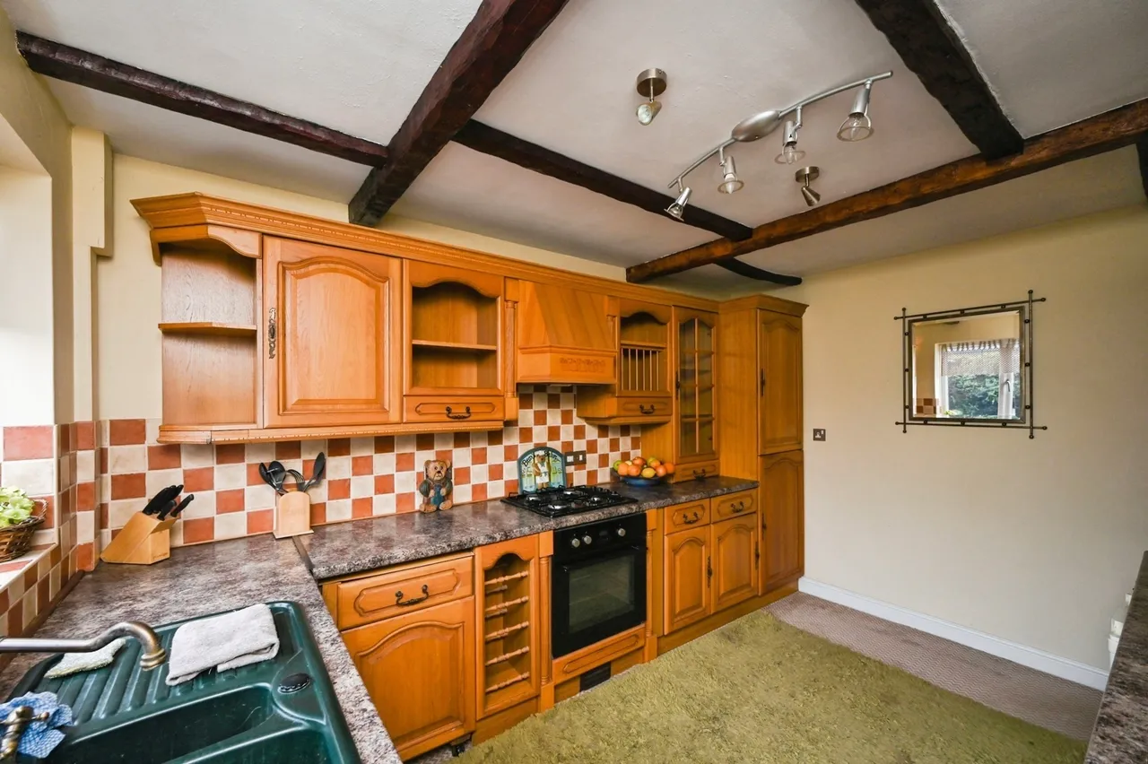 Paschall Road, Kirkby-in-Ashfield, Nottingham, Nottinghamshire, NG17, photo 9