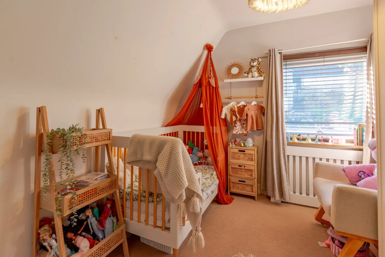 Moorhead Crescent, Shipley, BD18, photo 15