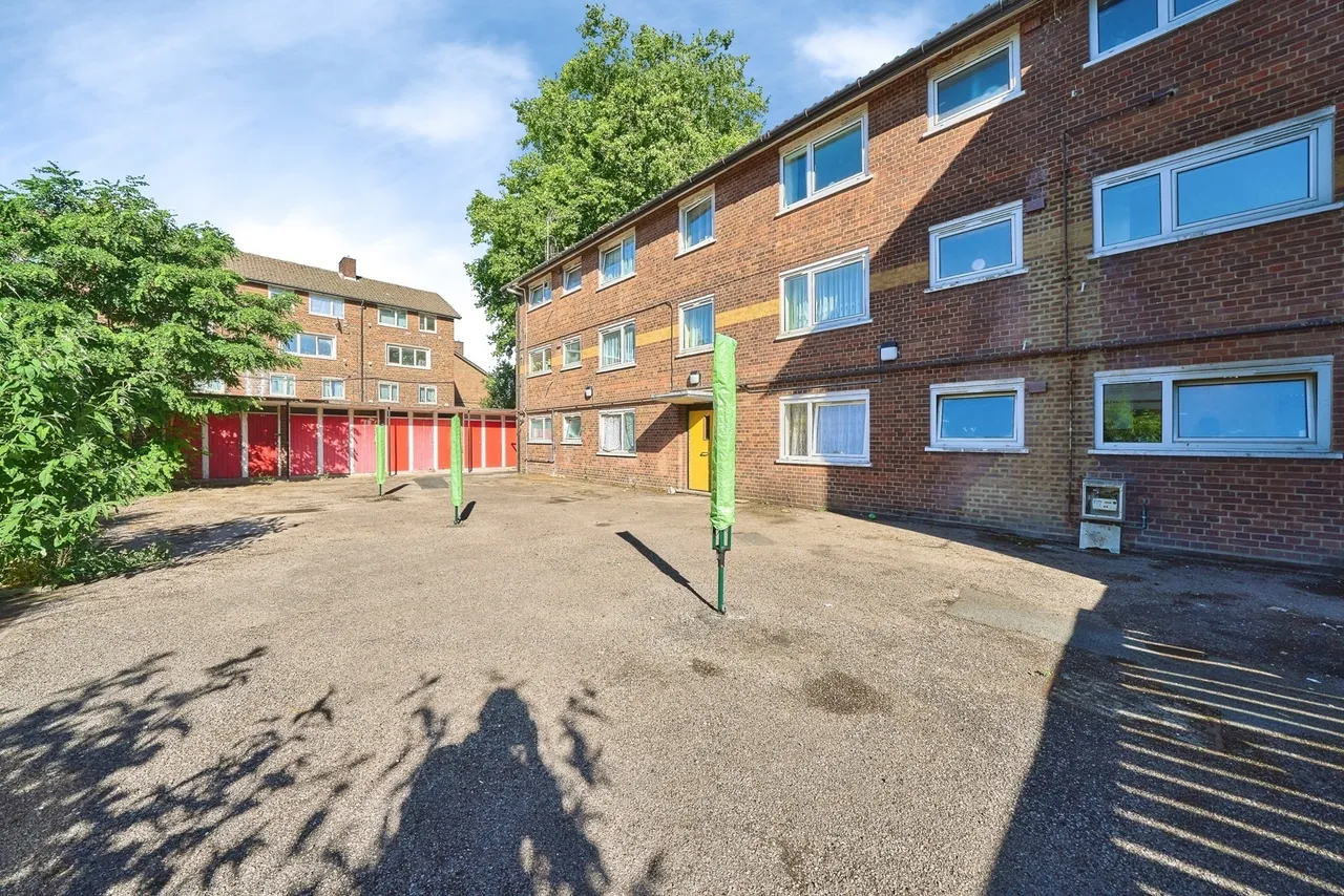 Great Eastern Road, London, E15, photo 19