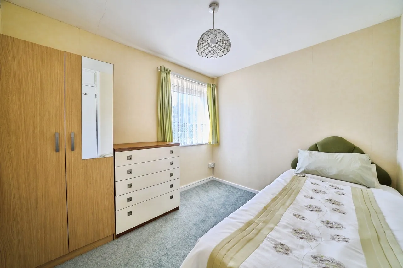 Great Eastern Road, London, E15, photo 11