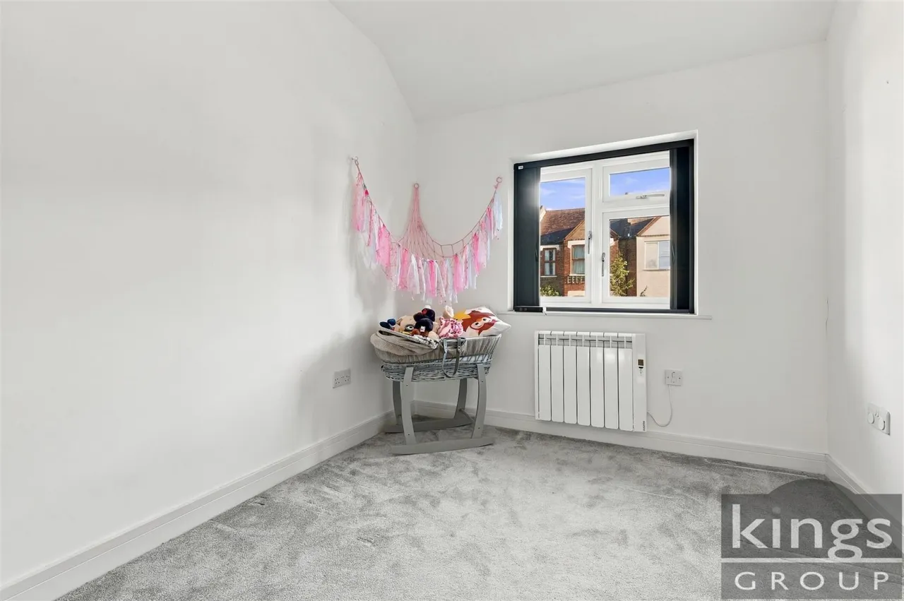 Leighton Road, Enfield, photo 12