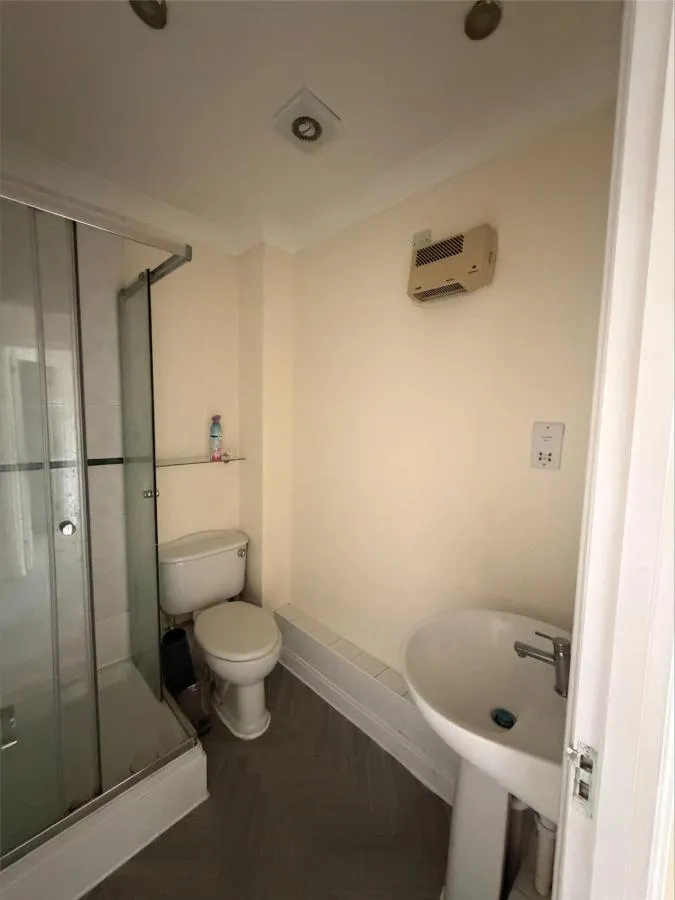Knights Place, Windsor, SL4, photo 8
