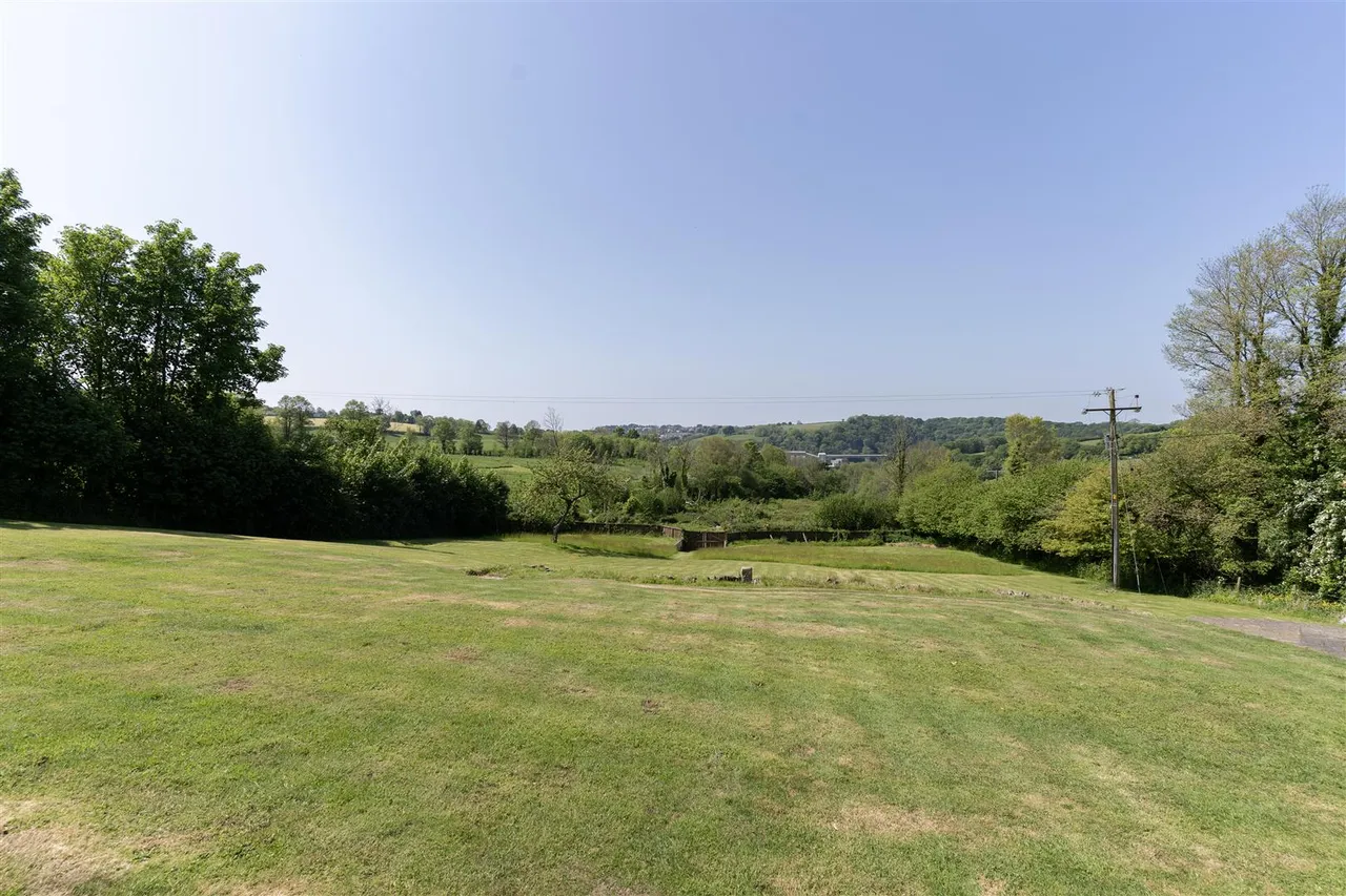 Lombard, Lanteglos, photo 4