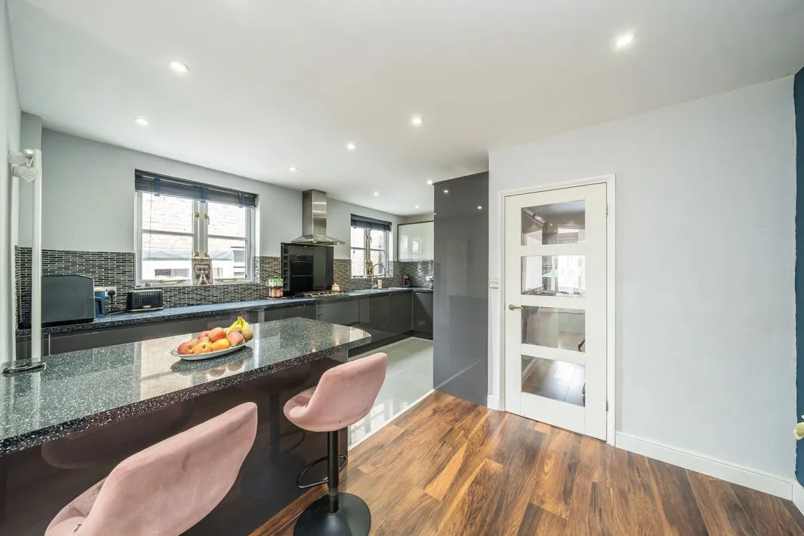 Dudley Road, Walton-on-Thames, KT12, photo 4