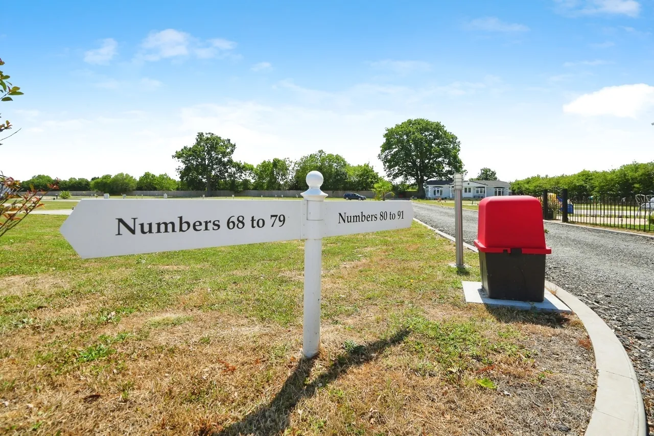 Heathfield Park, Bletchingdon, Kidlington, Oxfordshire, OX5, photo 16
