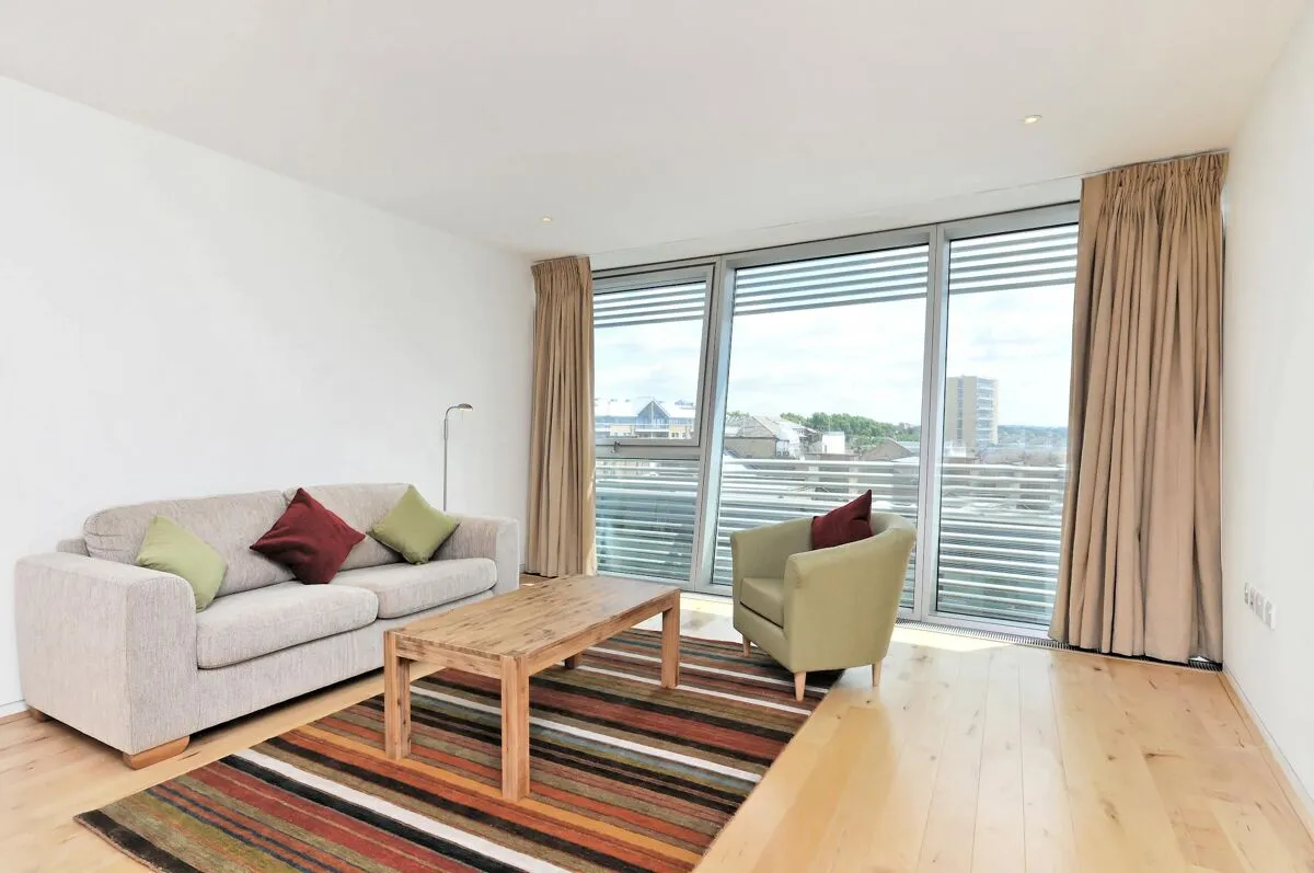 1 bed flat to rent, Albion Riverside Building, Battersea, SW11