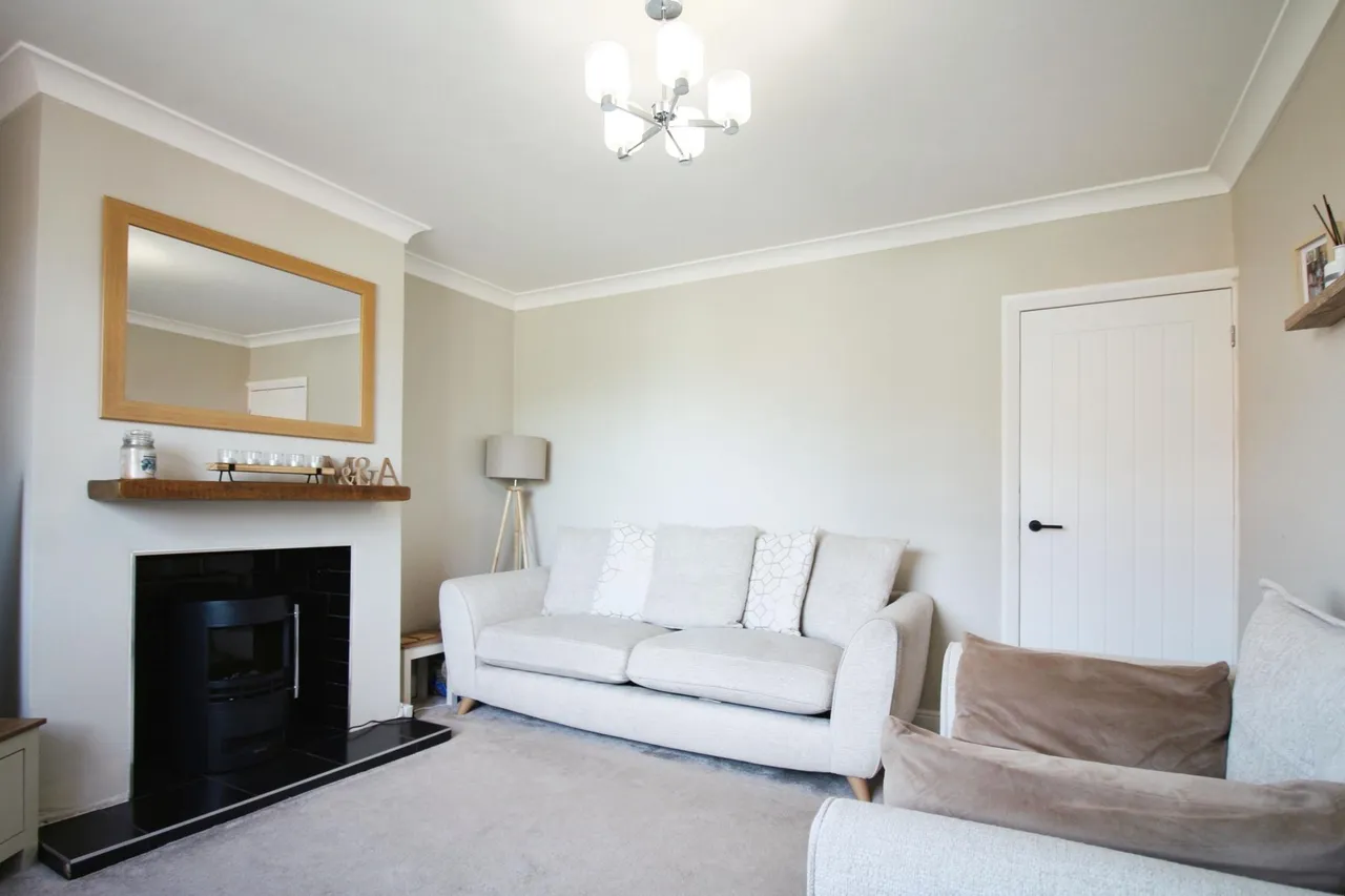 Silcoates Lane, Wakefield, WF2, photo 6