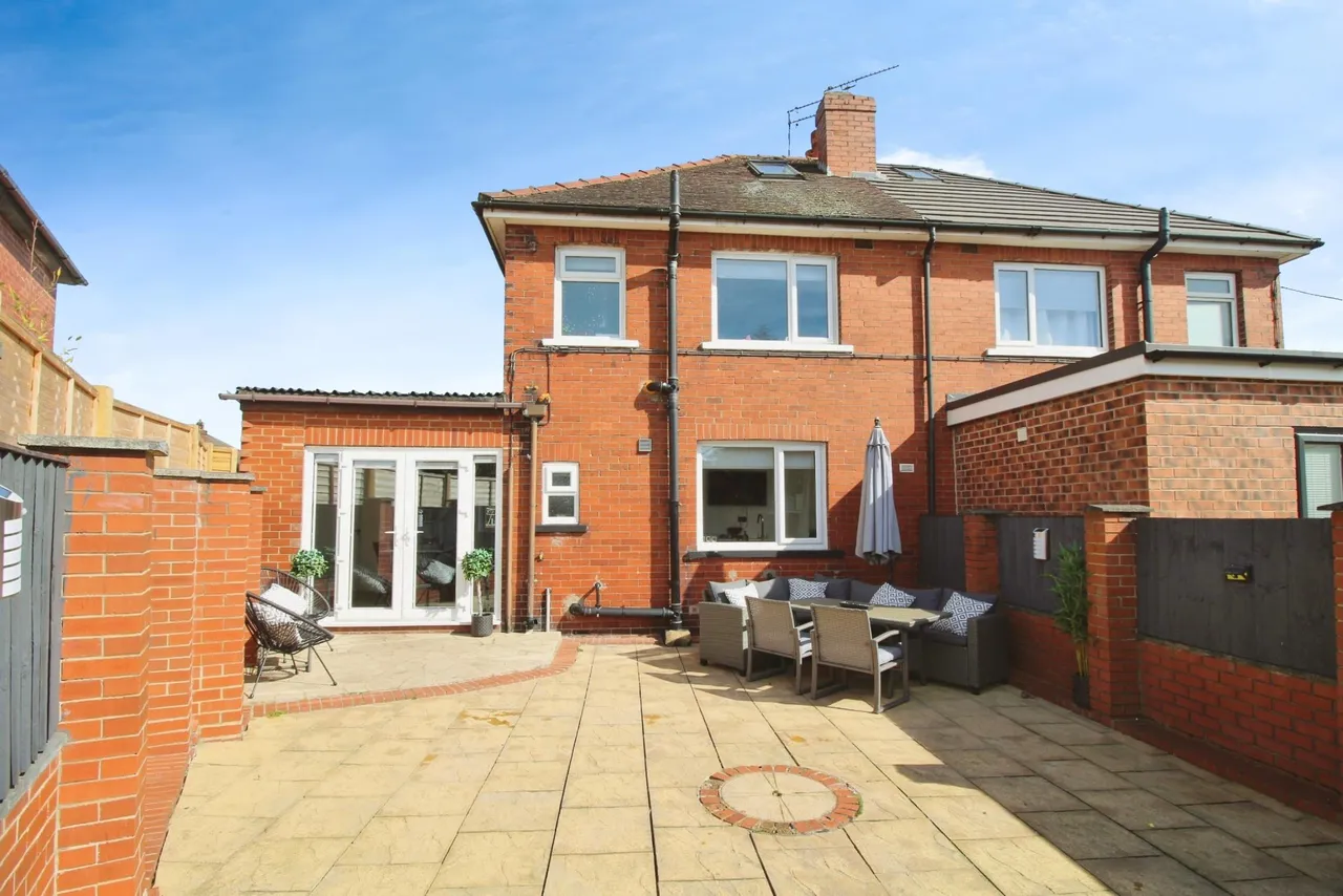 Silcoates Lane, Wakefield, WF2, photo 20