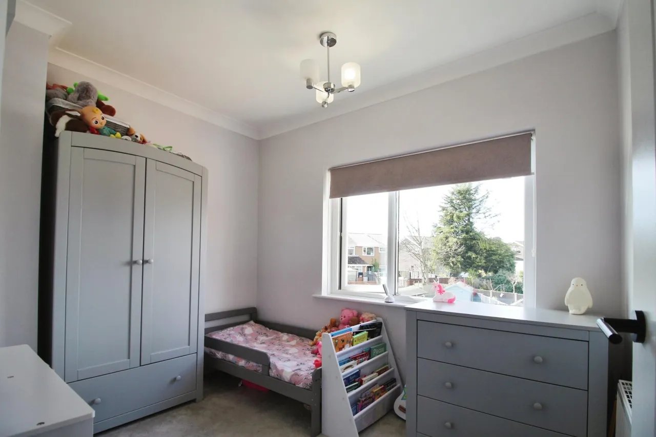 Silcoates Lane, Wakefield, WF2, photo 11