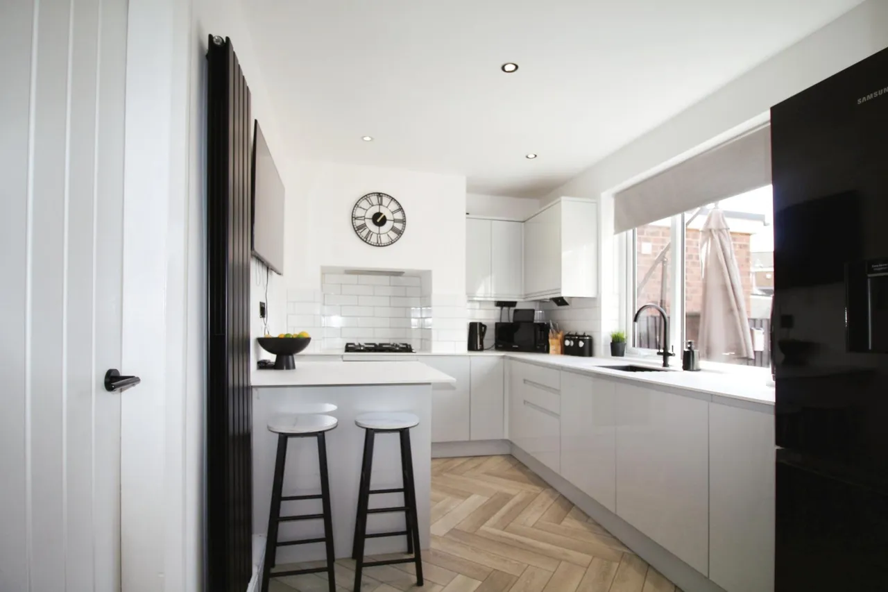 Silcoates Lane, Wakefield, WF2, photo 7