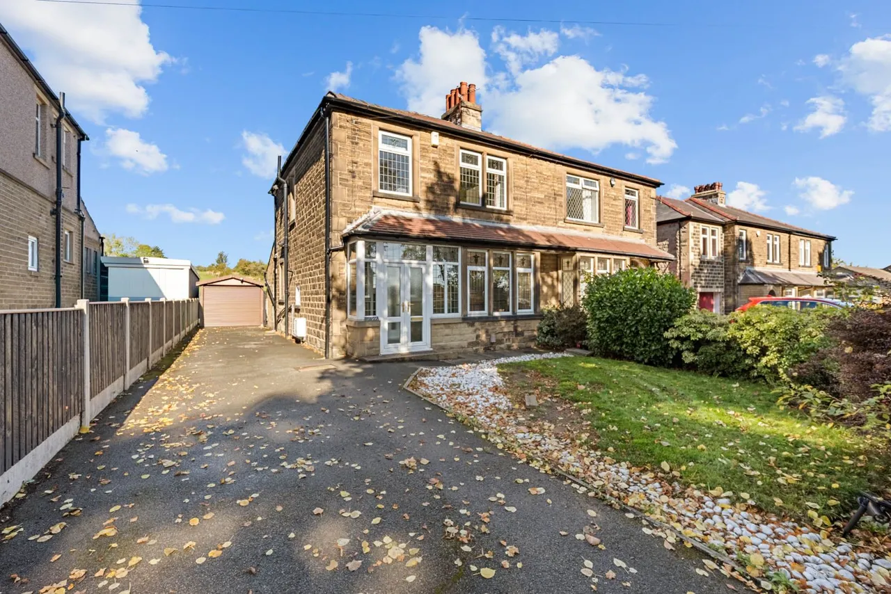 3 bed house for sale, Bradley Road, Bradley