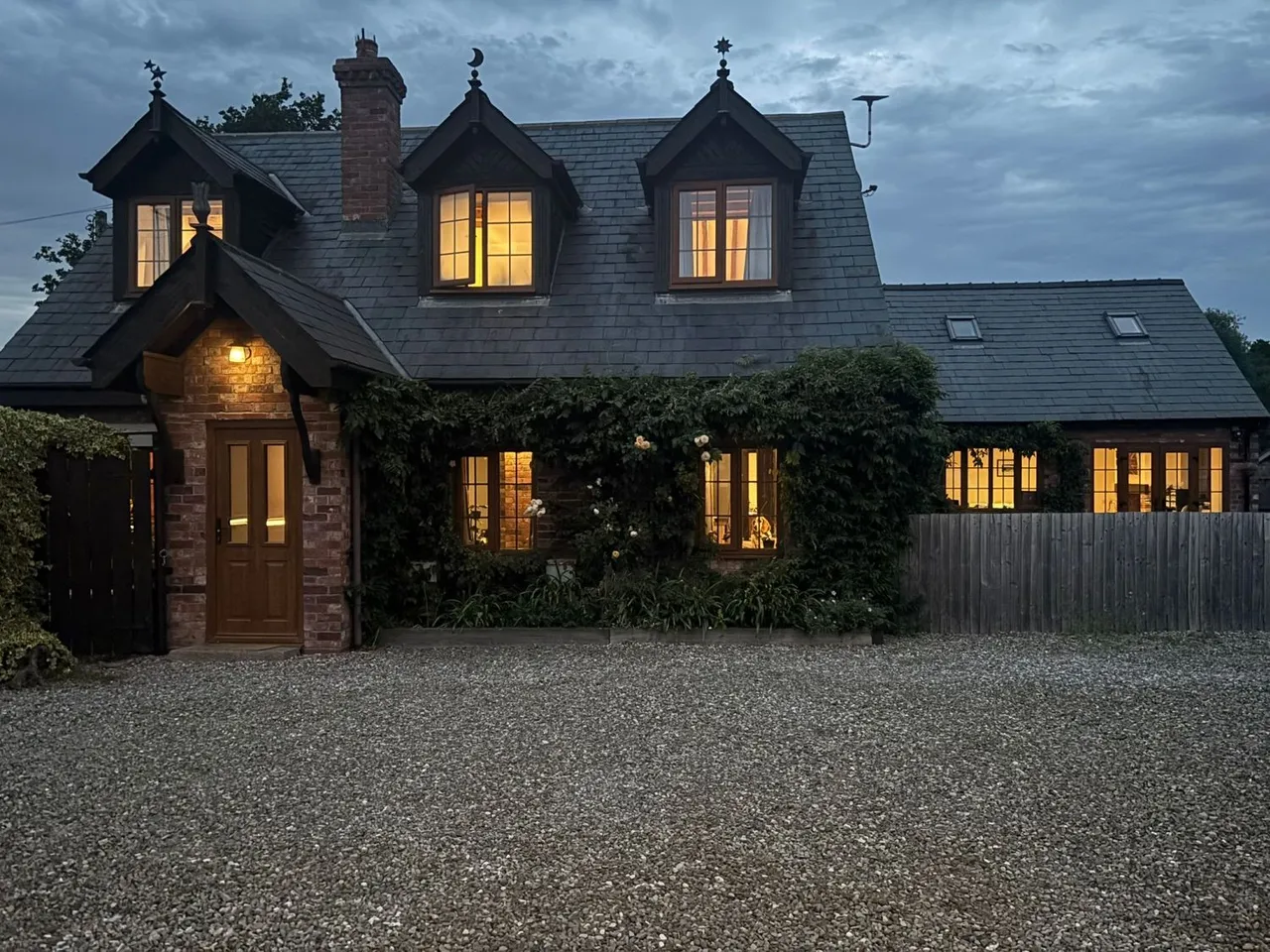 5 bed house for sale, Walford Lodge Dorrington, Shrewsbury, SY5