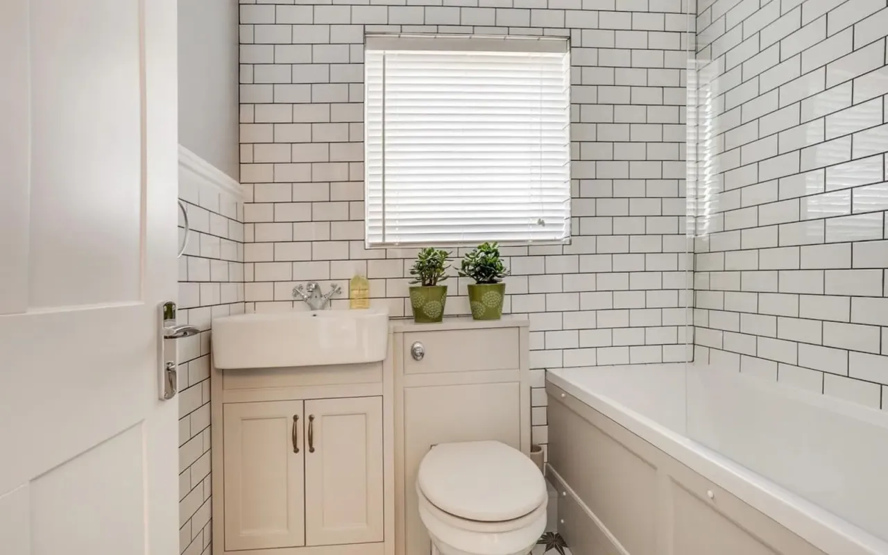 Stoneleigh Broadway, Epsom, KT17, photo 9