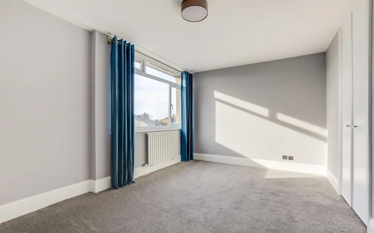 Stoneleigh Broadway, Epsom, KT17, photo 7