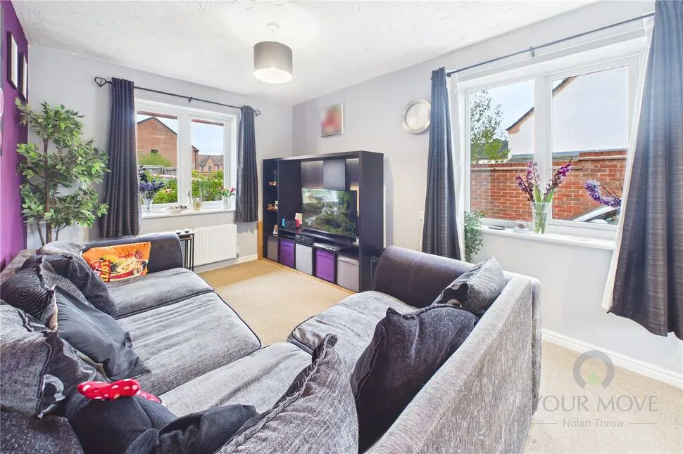 Scott Close, St Crispins, Northampton, NN5, photo 6