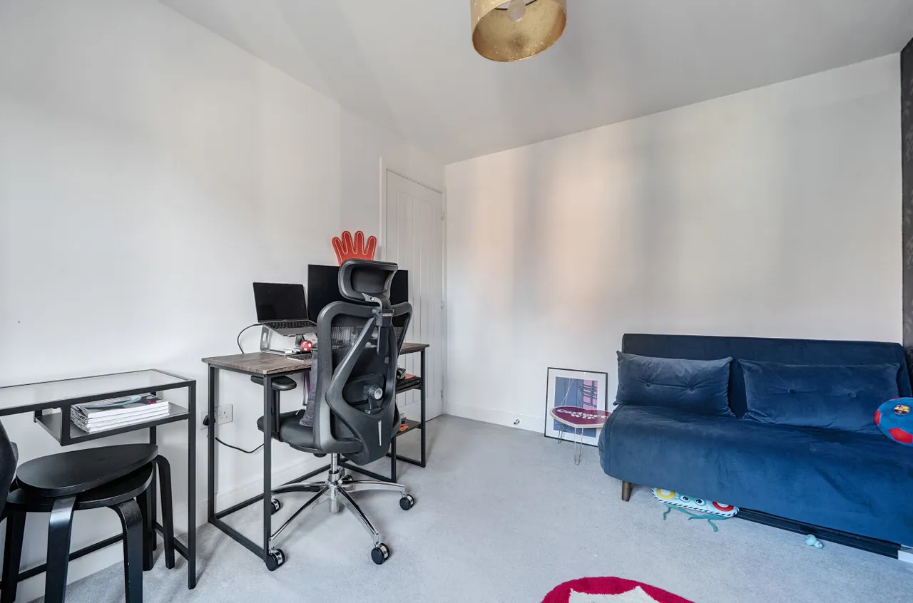 Fir Tree Road, Woodley, Reading, Berkshire, RG5 4FJ, photo 18