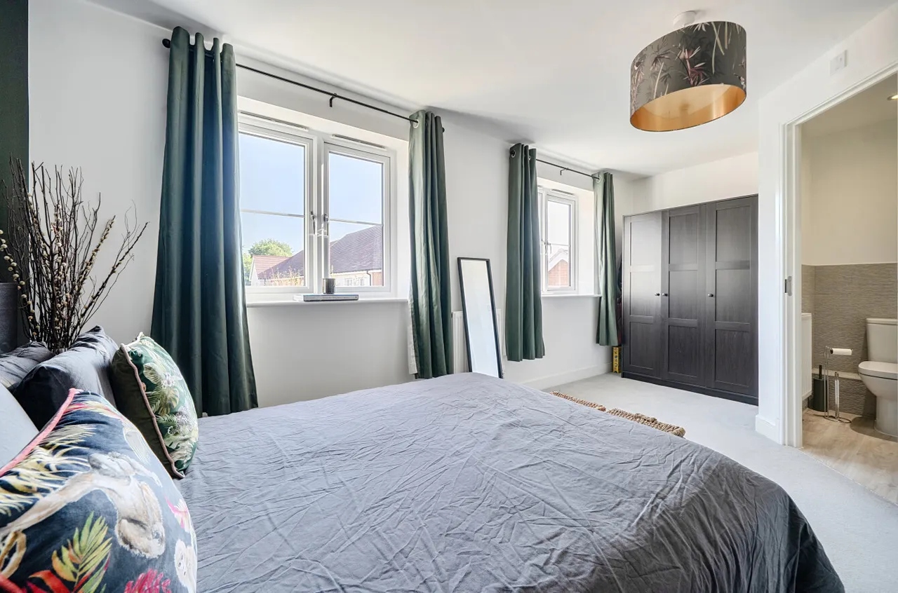 Fir Tree Road, Woodley, Reading, Berkshire, RG5 4FJ, photo 14