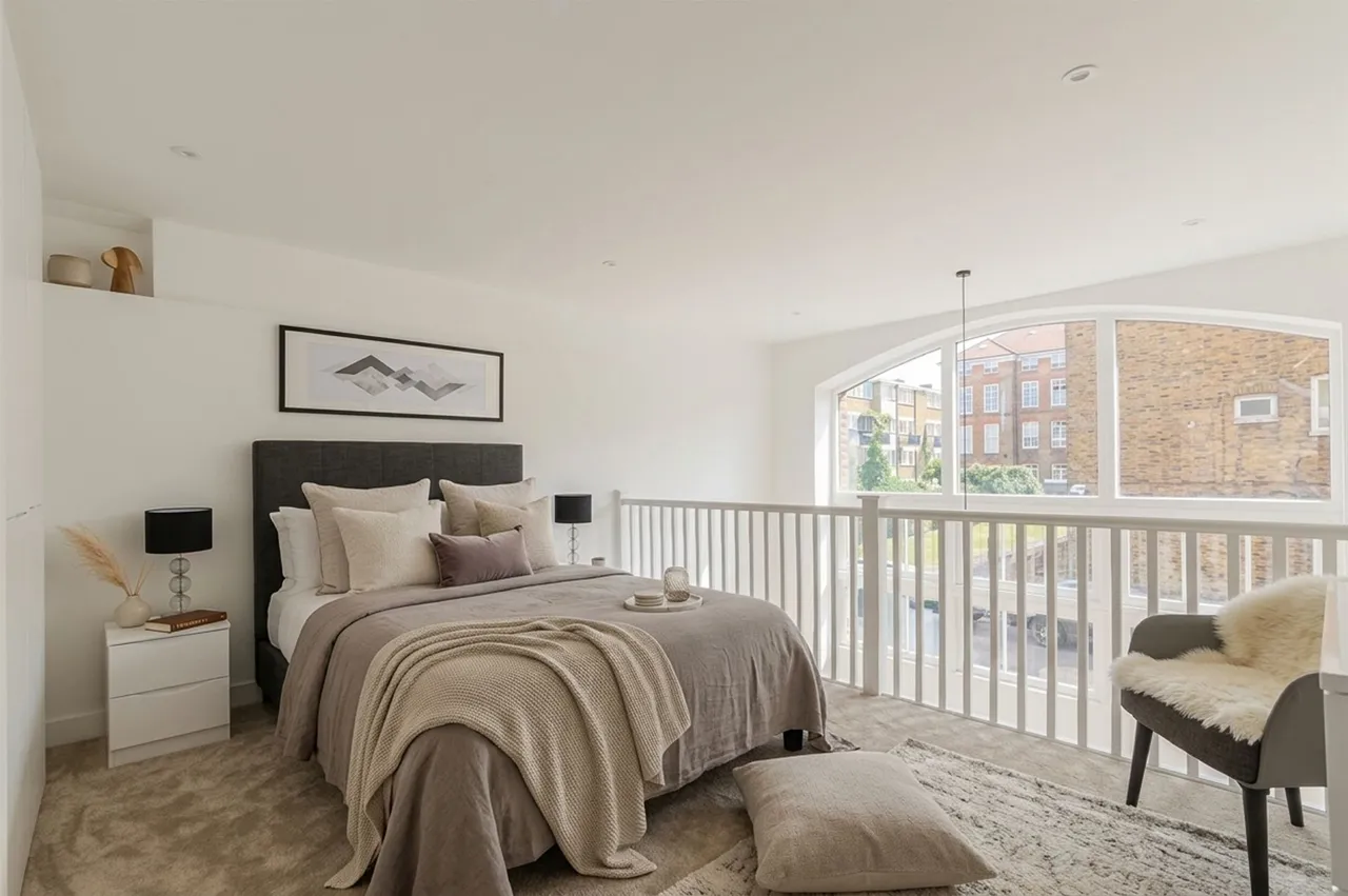 Clyde Square, Severn Court, E14, photo 7