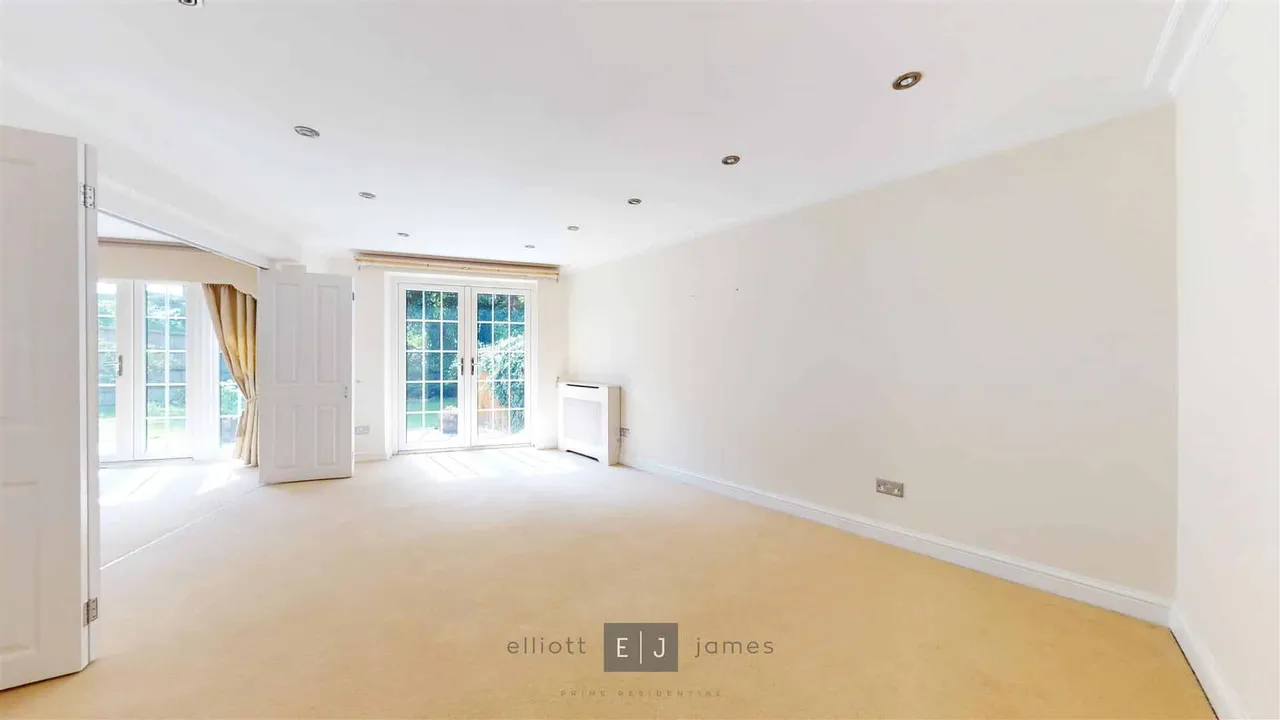Hainault Road, Chigwell, IG7, photo 5