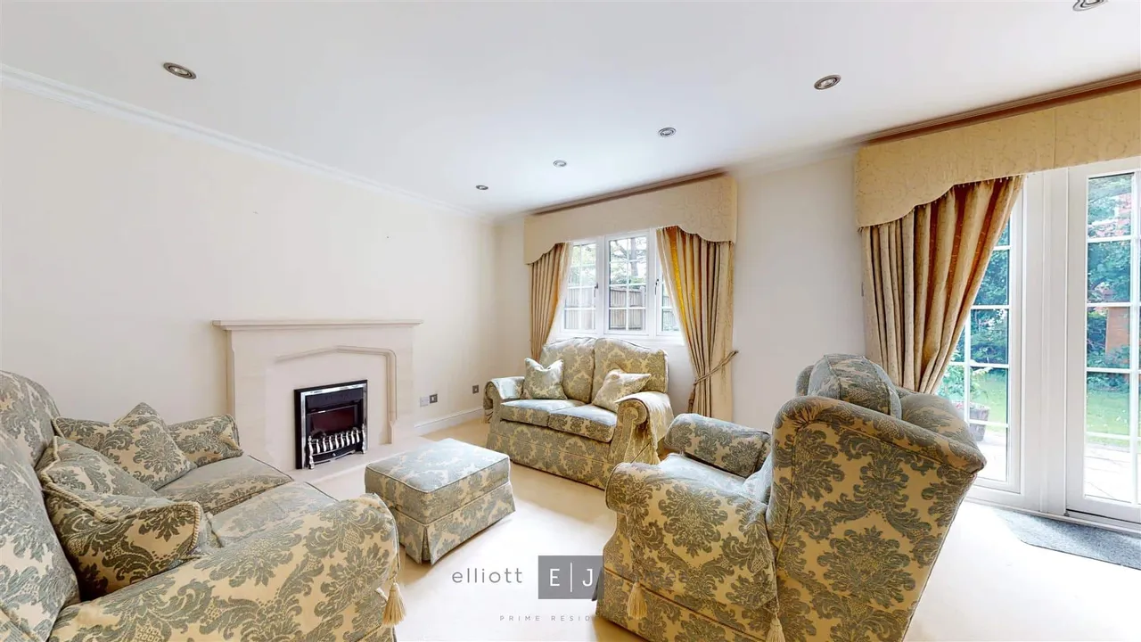 Hainault Road, Chigwell, IG7, photo 10