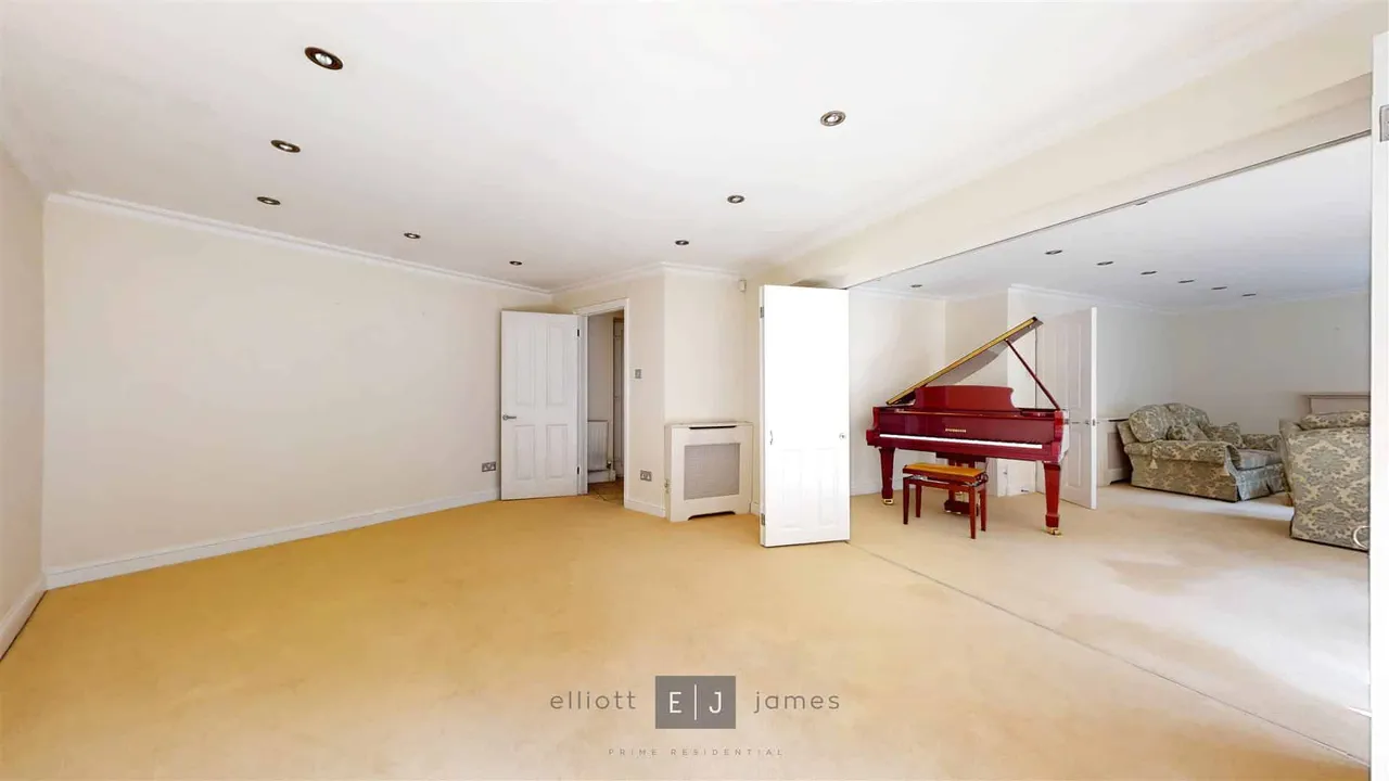 Hainault Road, Chigwell, IG7, photo 7