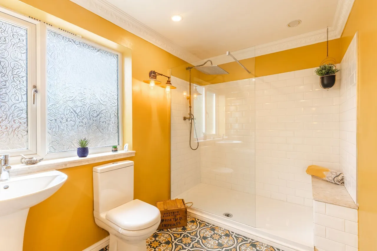 Detached Corner Plot Bungalow in Grim, photo 11