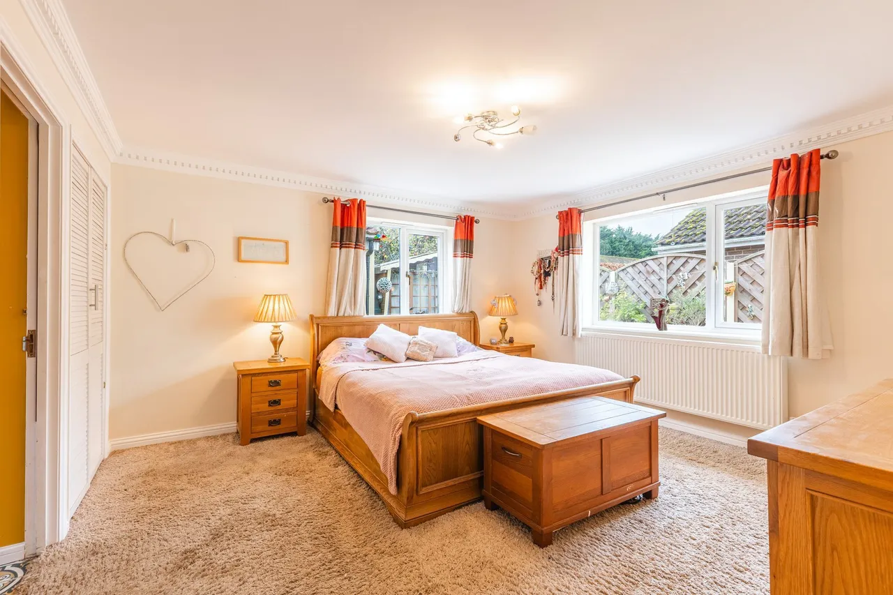 Detached Corner Plot Bungalow in Grim, photo 9