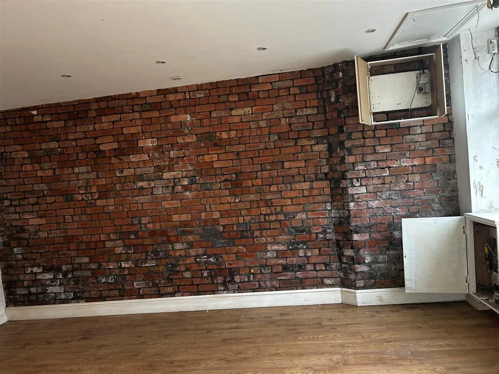 Crumlin Road, Newport, NP11, photo 7