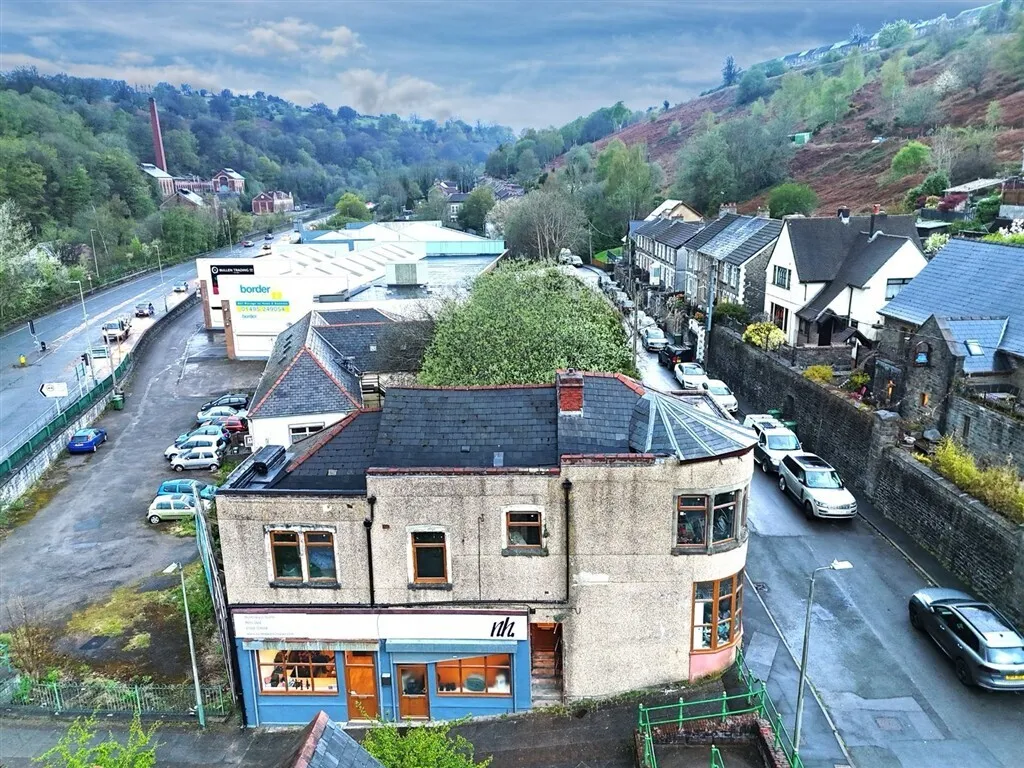 Crumlin Road, Newport, NP11, photo 3