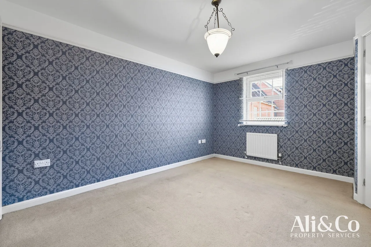 Frobisher Gardens, Chafford Hundred, Essex, RM16 6EZ, photo 15
