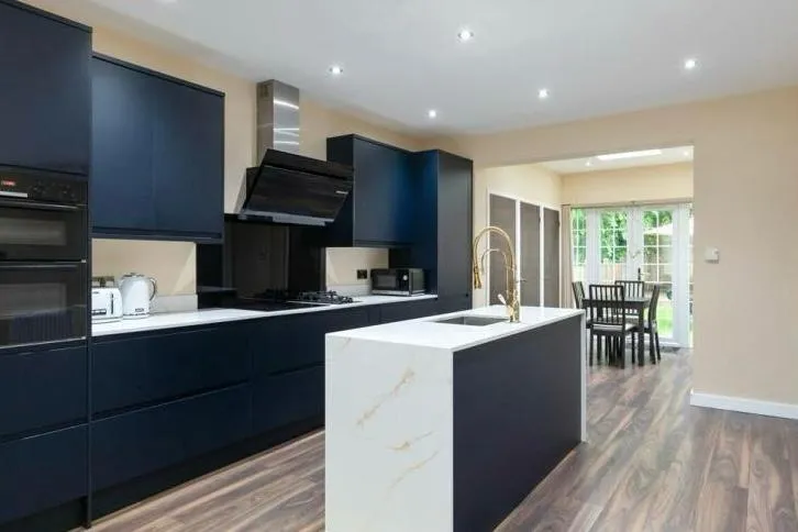 Wentworth Park, Finchley, N3, photo 2