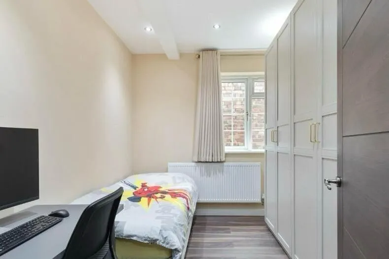 Wentworth Park, Finchley, N3, photo 9