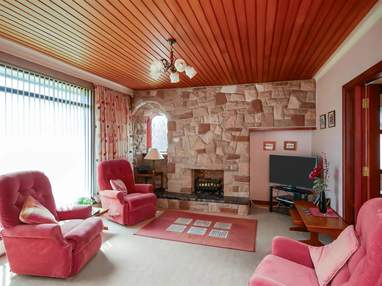 Saintfield Road, Carryduff, BT8, photo 5