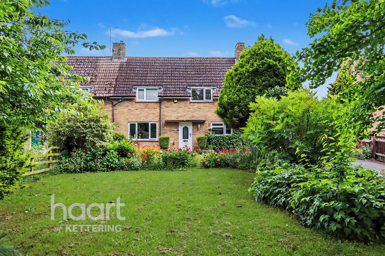 4 bed house for sale, Loddington Road, Kettering, NN14