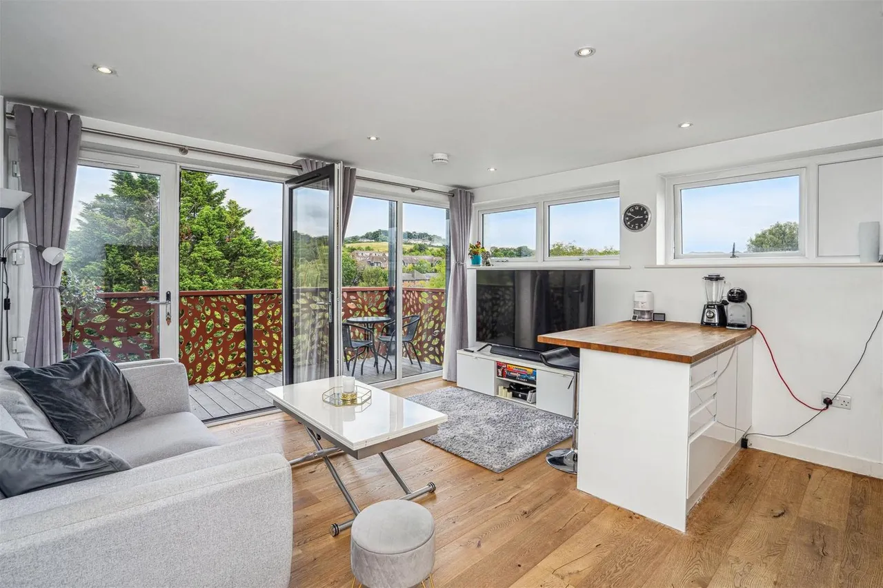 London Road, High Wycombe, HP11, photo 2