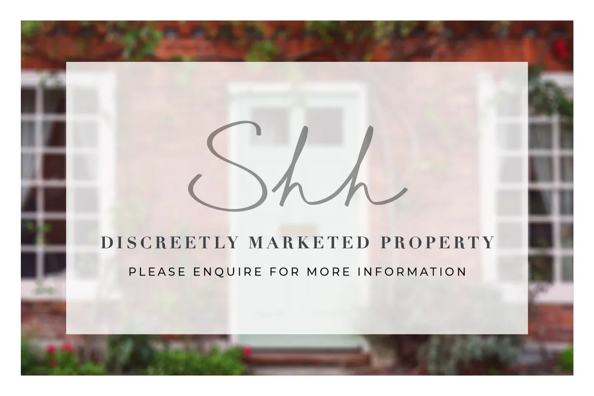 4 bed house for sale, Moore Park Road, London, SW6