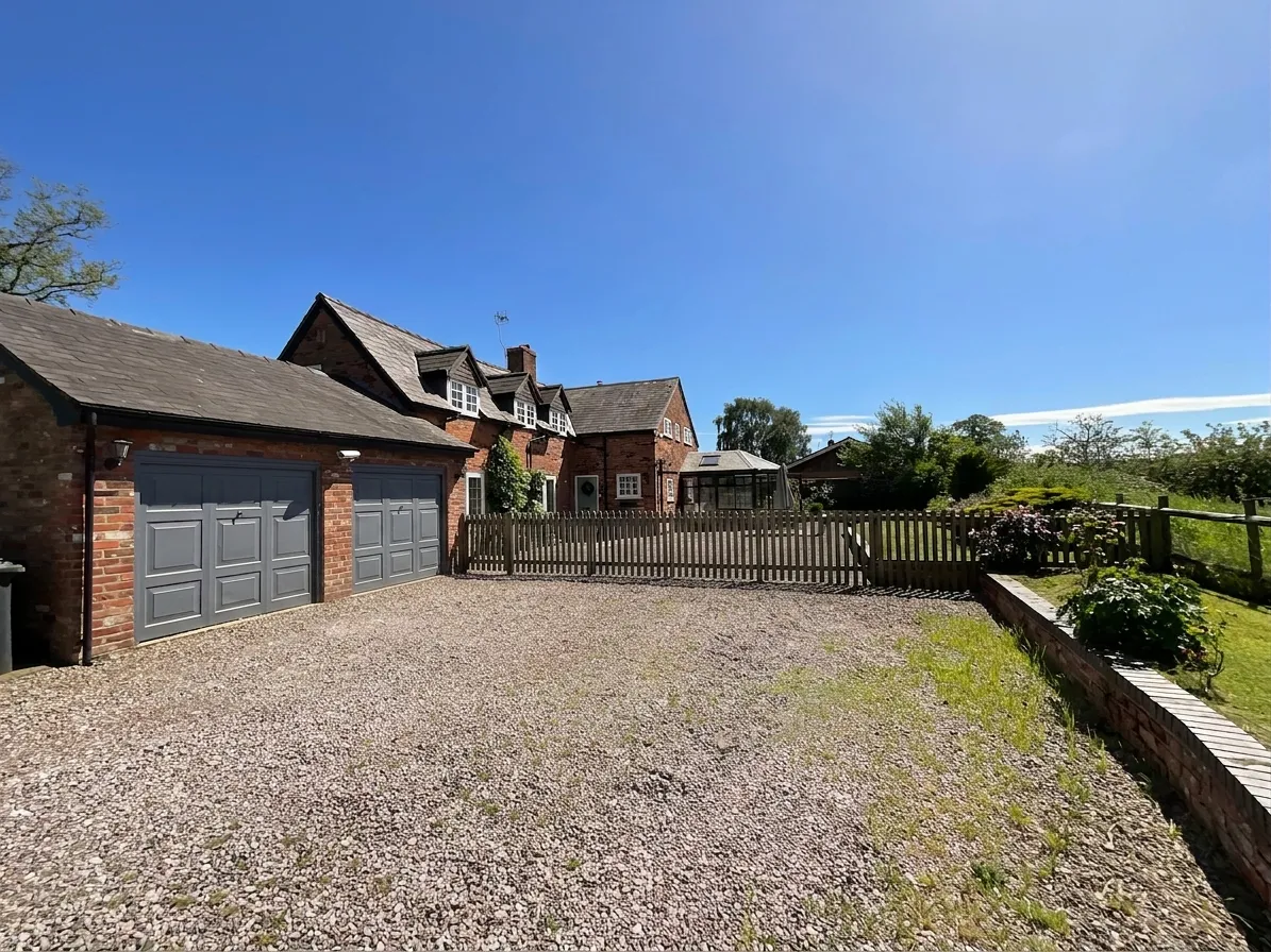April Cottage, Combermere, SY13, photo 23