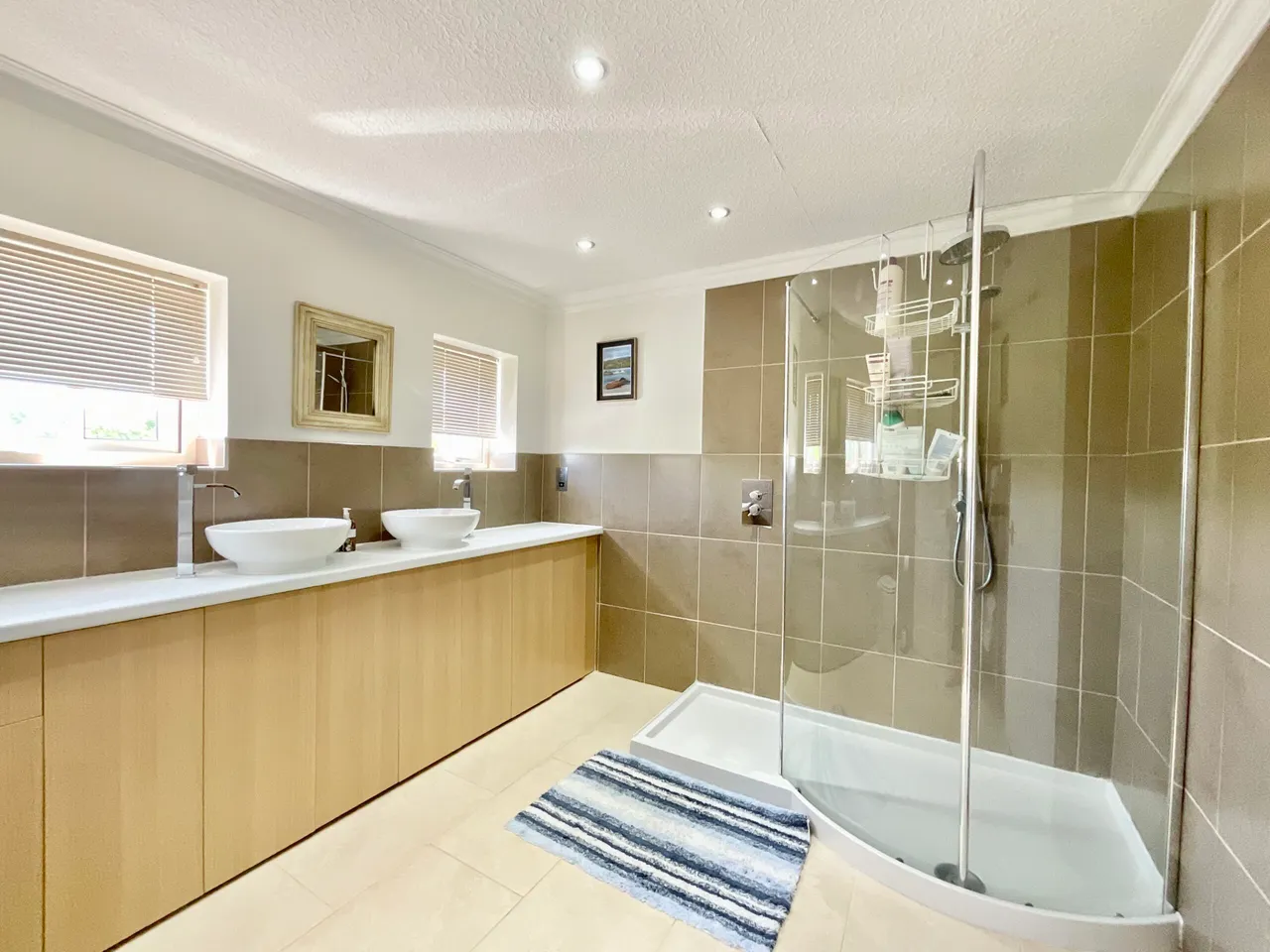 April Cottage, Combermere, SY13, photo 15