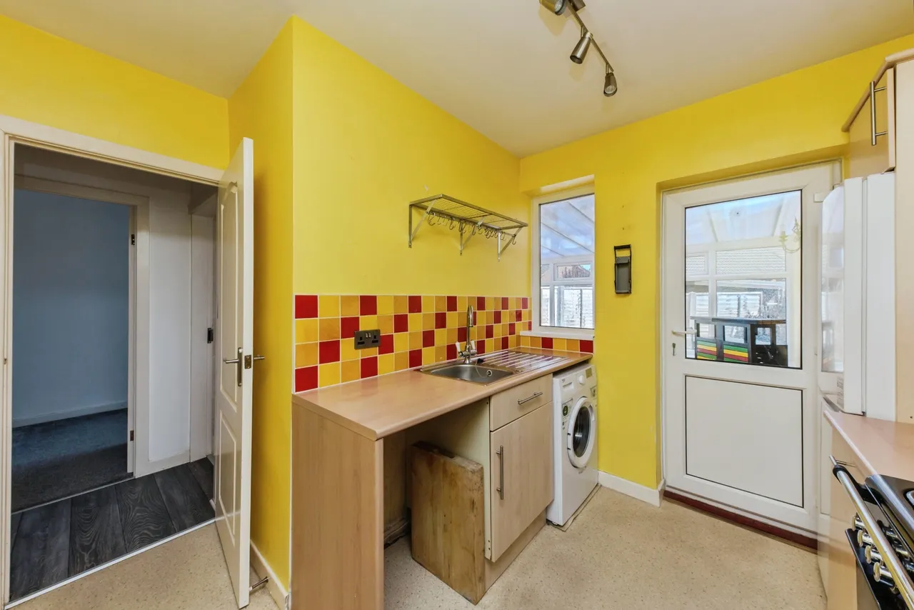 Lea Avenue, Crewe, CW1, photo 9