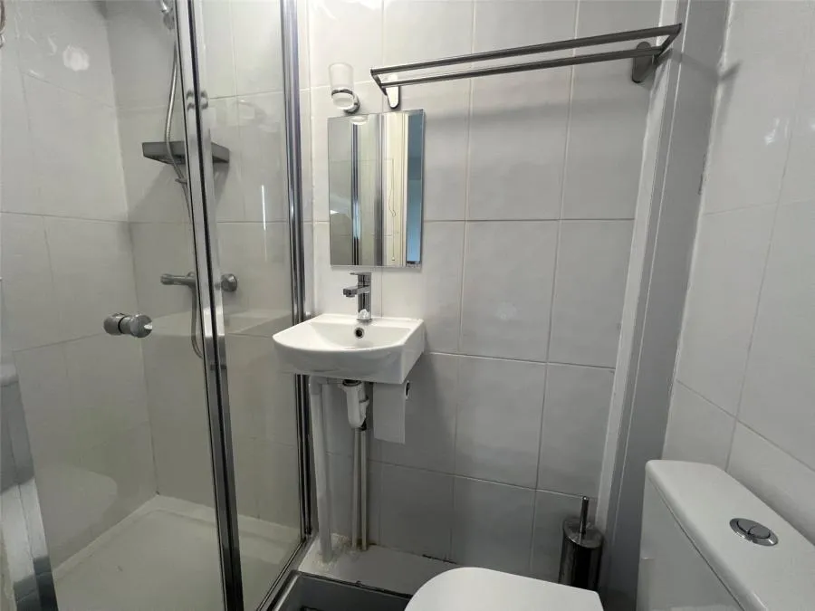 Overn Avenue, Buckingham, MK18, photo 6