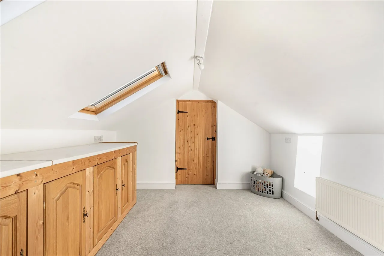 Tinglesfield, Stratton, GL7, photo 8