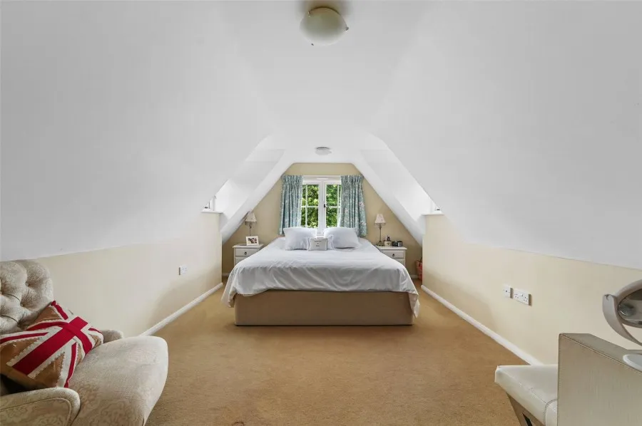 with 4 bedrooms in Radwinter, Nr Saffron Walden, CB10, photo 12