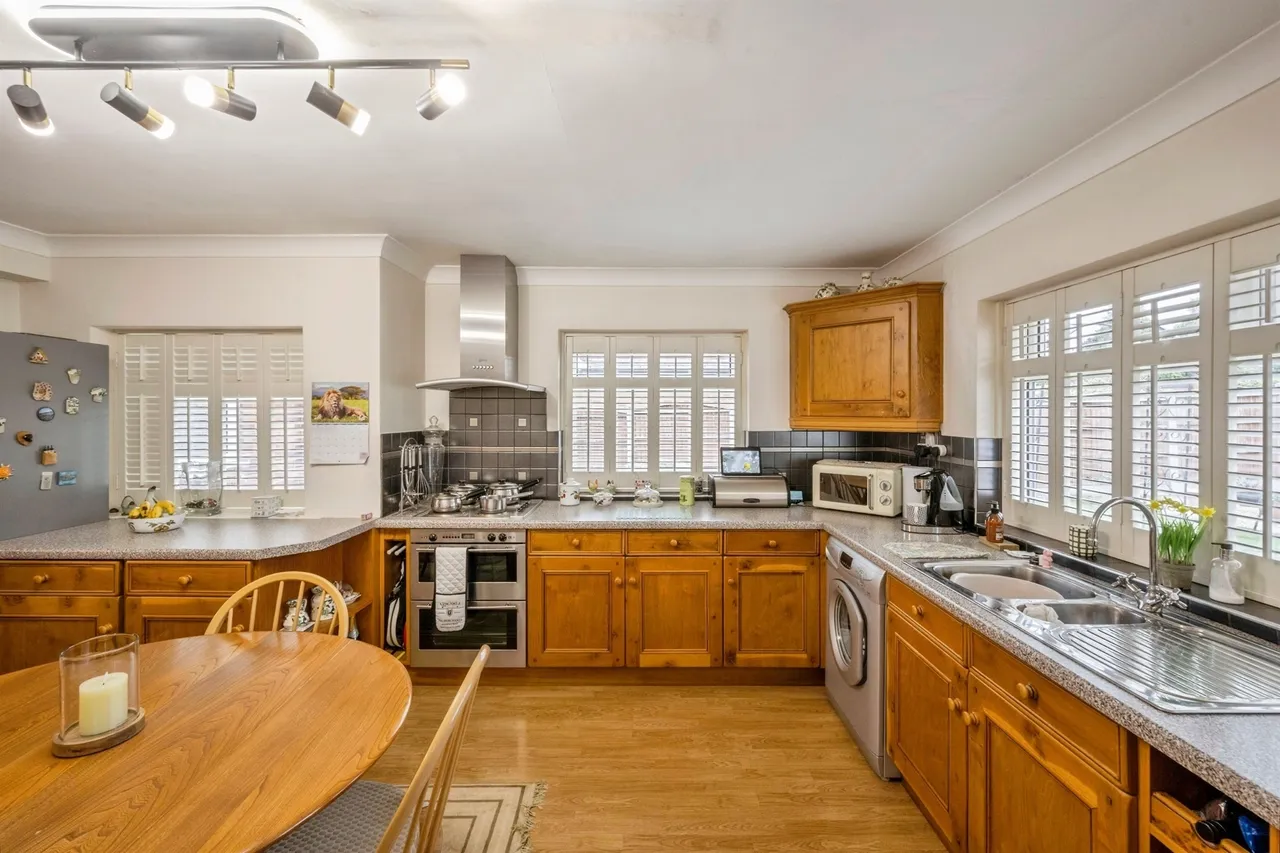 Ingham Road, Bawtry, DN10, photo 2