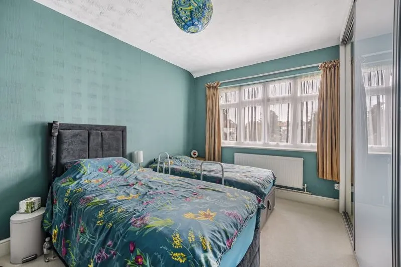 Avery Hill Road, London, SE9, photo 5